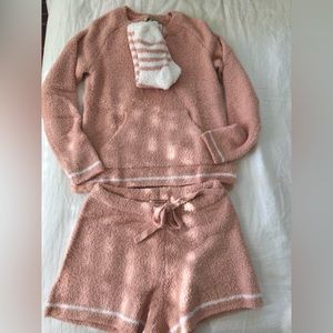 Barefoot dreams 3 piece lounge set NWT size XS